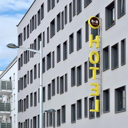 B&B Hotel Wien-Hbf Bagian luar foto